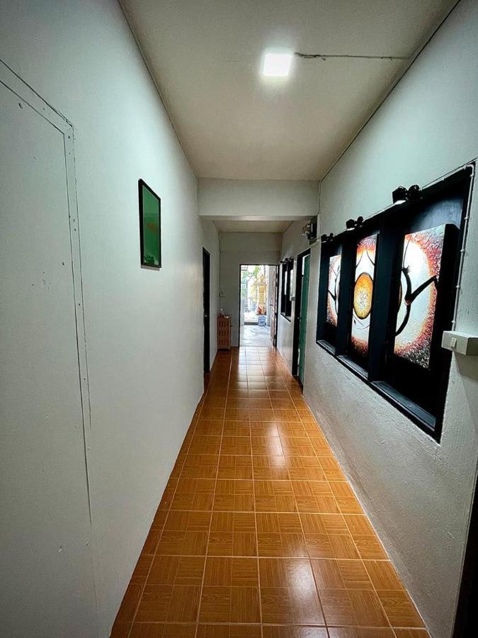 Satop Travelers Guesthouse Chiang Mai Exterior foto
