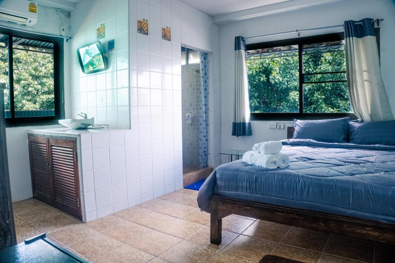 Satop Travelers Guesthouse Chiang Mai Exterior foto