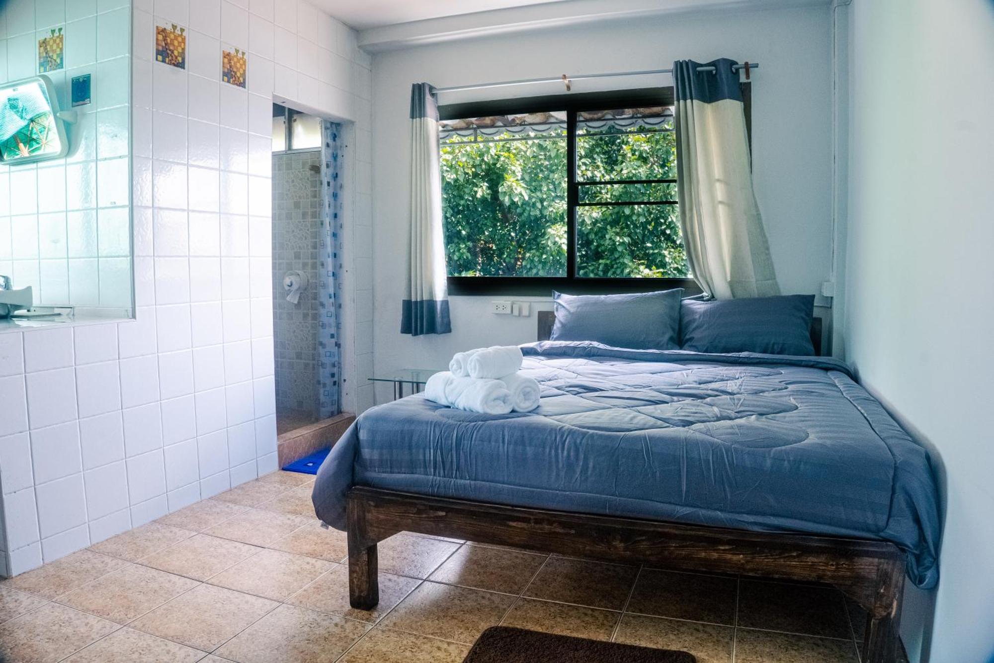 Satop Travelers Guesthouse Chiang Mai Exterior foto